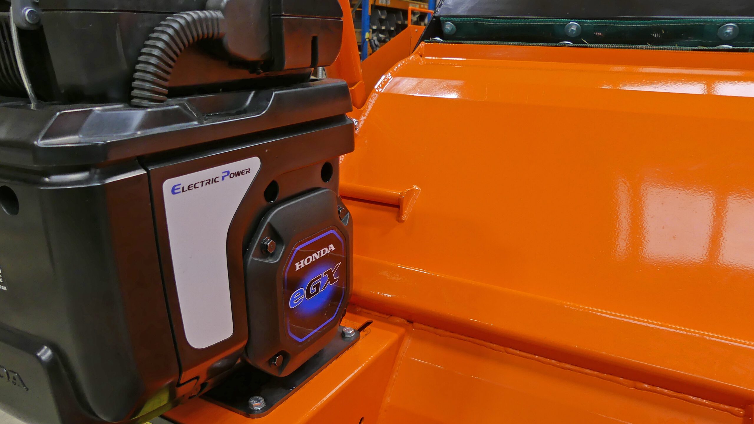 PC120E Electric Poo Picker Close Up