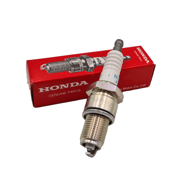 Honda Spark Plug to suit engine models:  GX390 / GX630 / IGX700 / IGX800